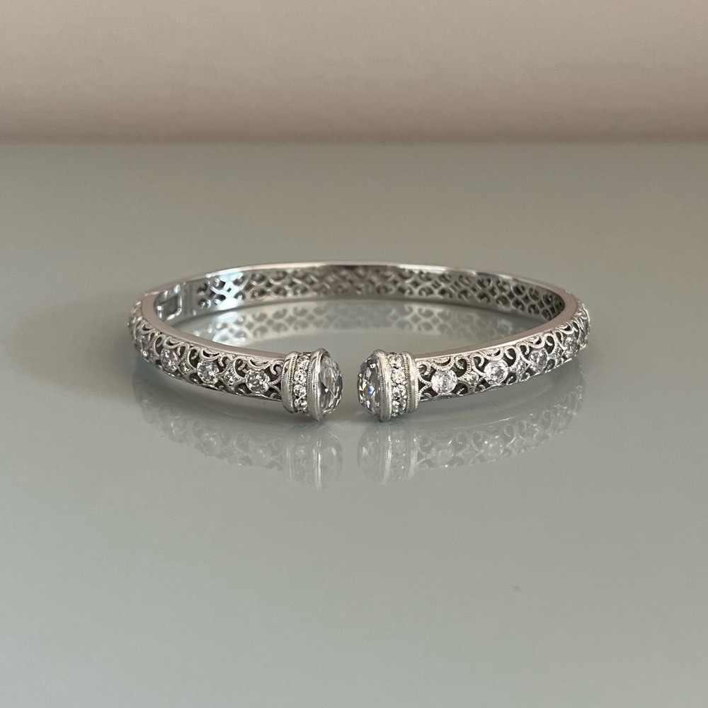 Tacori 925 Sterling Silver CZ Hinged Bracelet - Picture 12 of 12